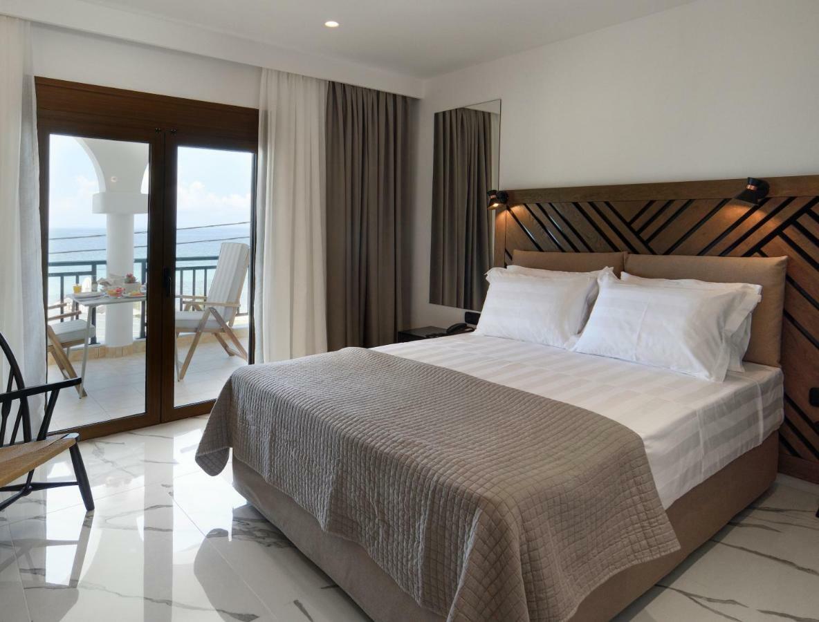 Assano Seafront Luxury Lejlighed Nikiti  Eksteriør billede